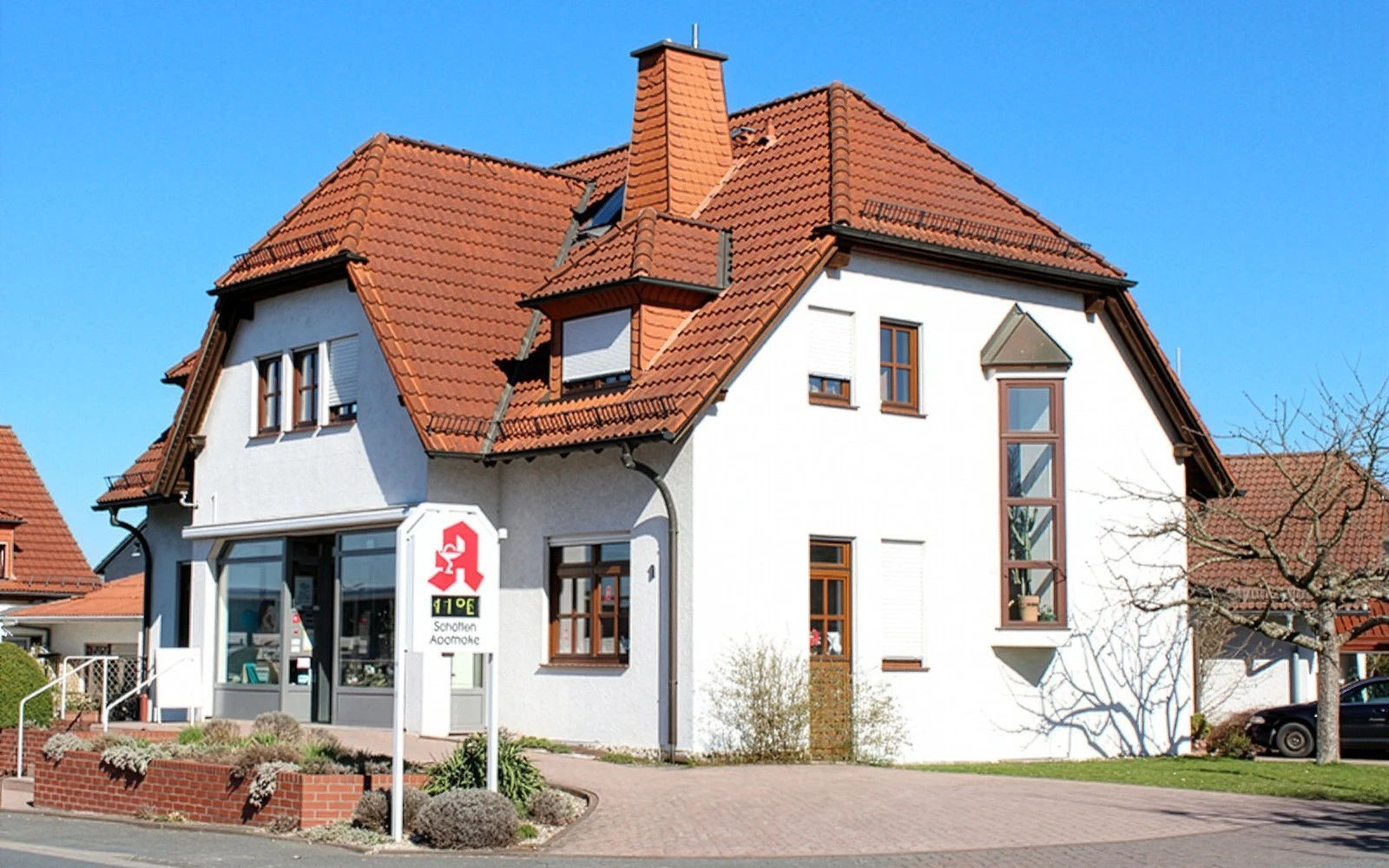 Außenansicht der Schöffen-Apotheke